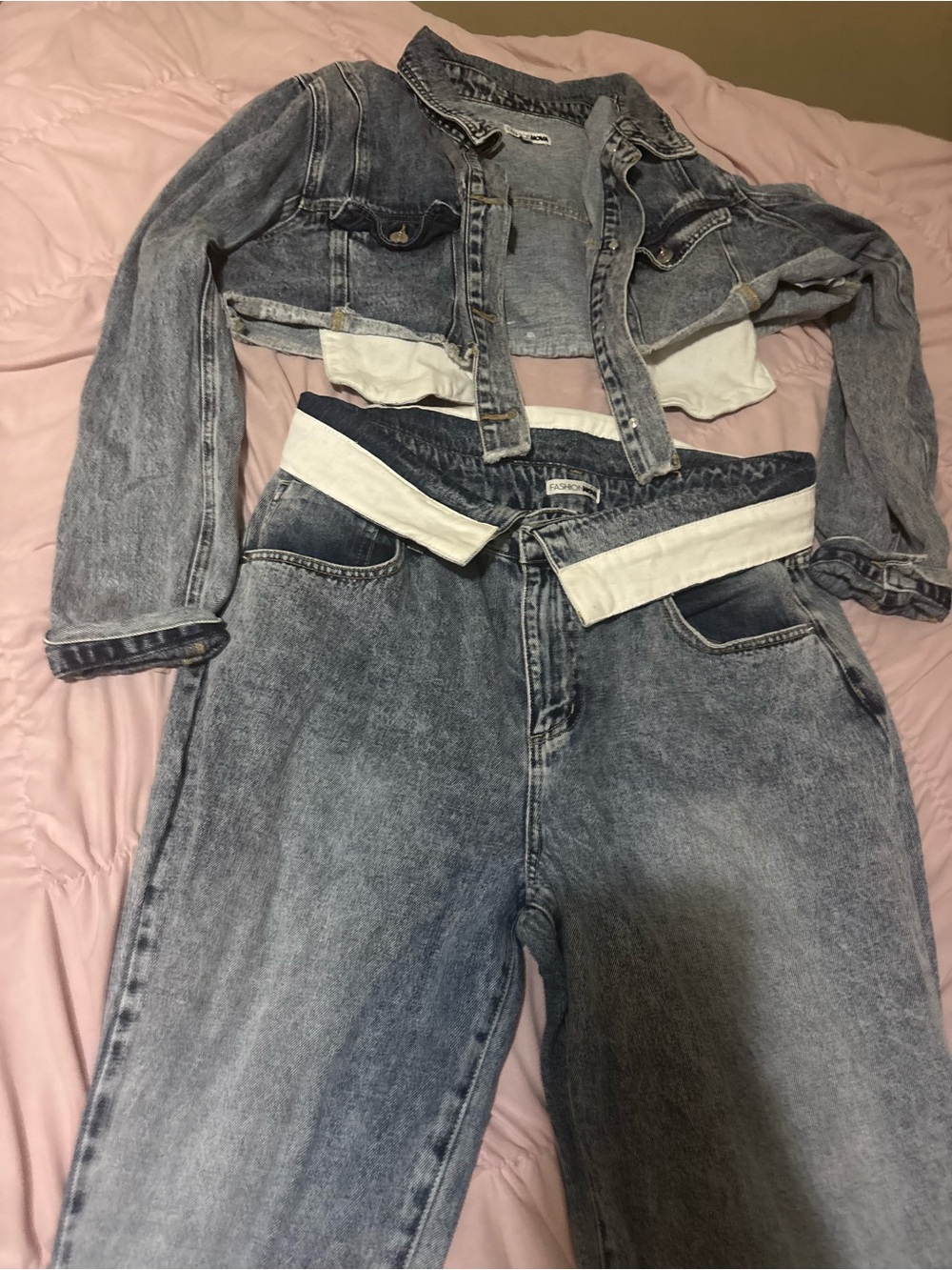 Distressed Light Blue Women's Denim Jacket & High-Waist Jeans Set